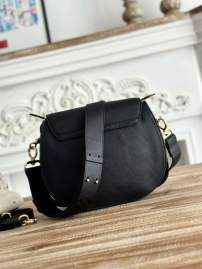 Picture of Chloe Handbags _SKUfw175854604fw